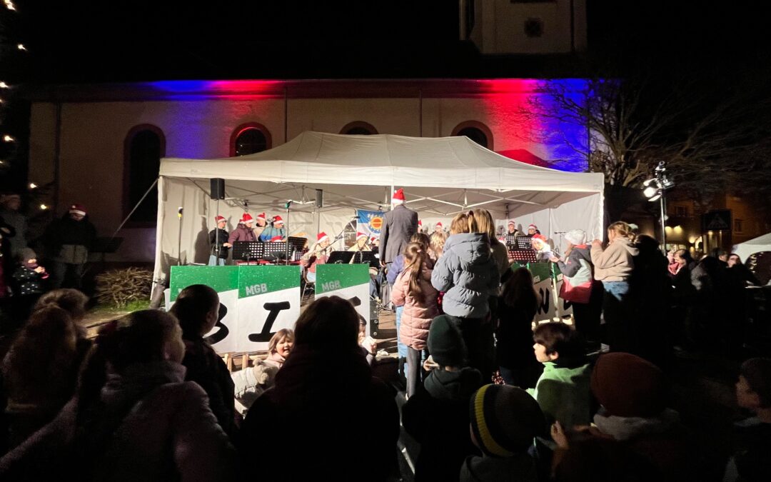 Auftritt der MGB Big Band auf dem Rinklinger Weihnachtsmarkt
