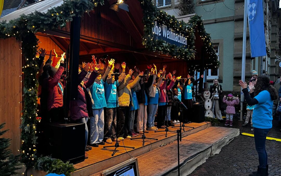 Auftritt der MGB Musicalkids auf dem Weihnachtsmarkt in Bretten